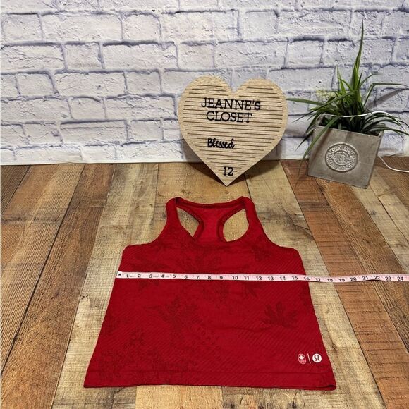 lululemon Women's Team Canada Swiftly Tech Racerback 2.0 Waist Length COC logo - Picture 5 of 11